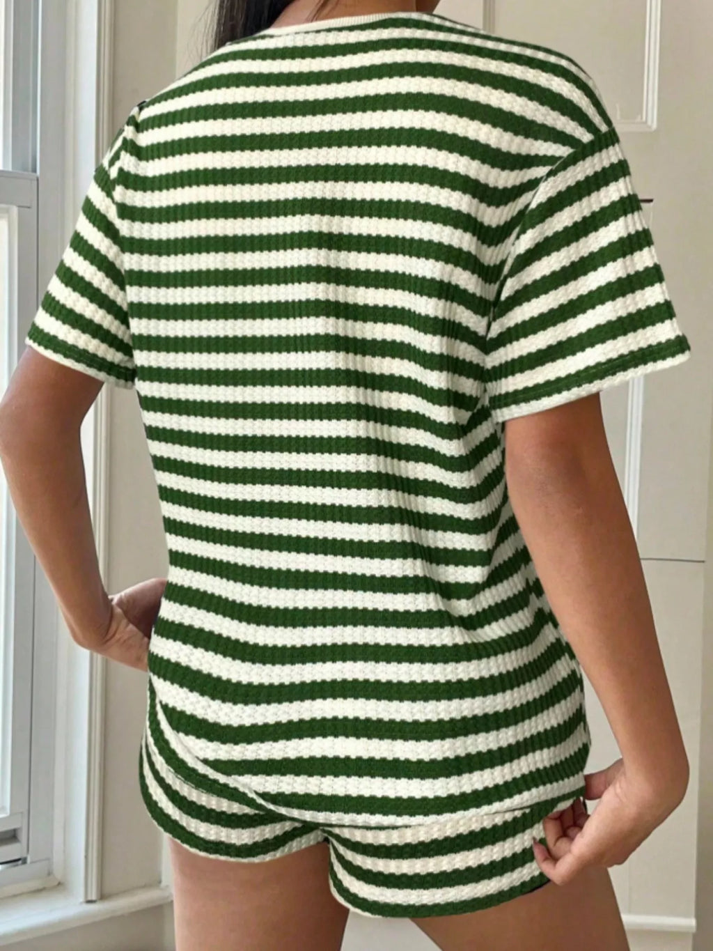 Striped Round Neck Top Shorts Set (20)