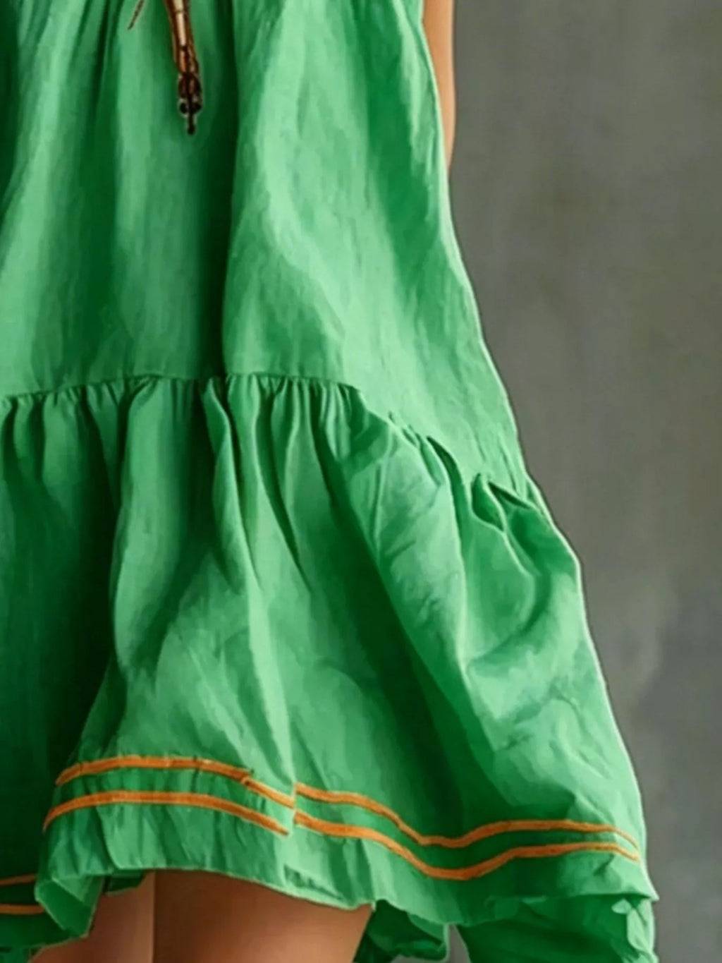 Full Size Sleeveless Tiered Mini Dress Plus (6)