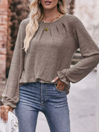 Ruffle Cuff Long Sleeve T-shirt (7)
