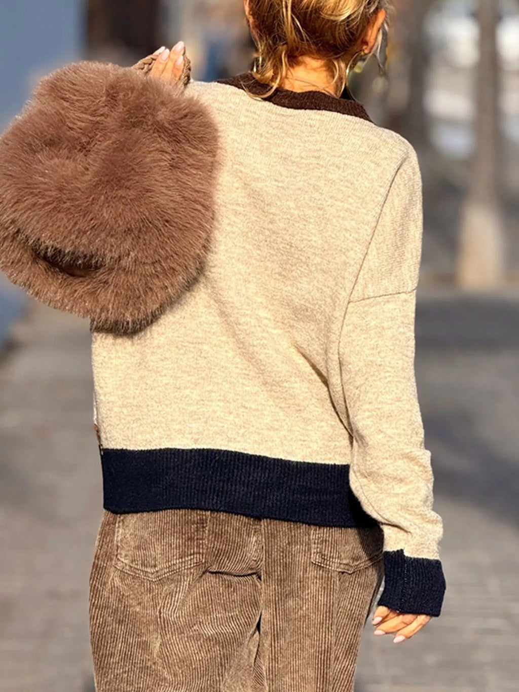 Contrast Trim Crew Neck Sweater (6)