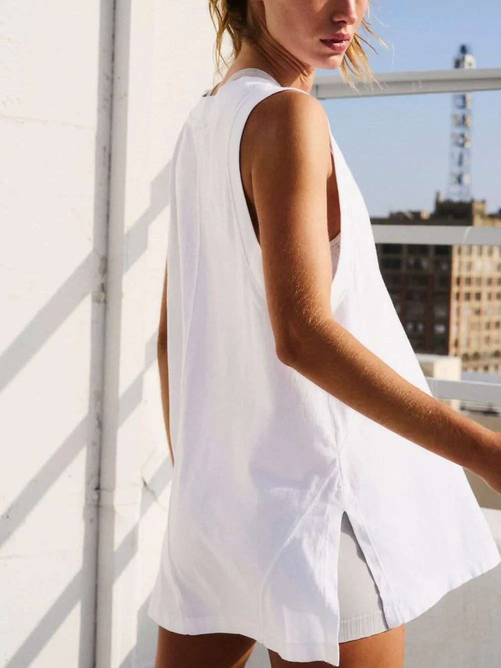 Side Slit V-neck Tank (5)
