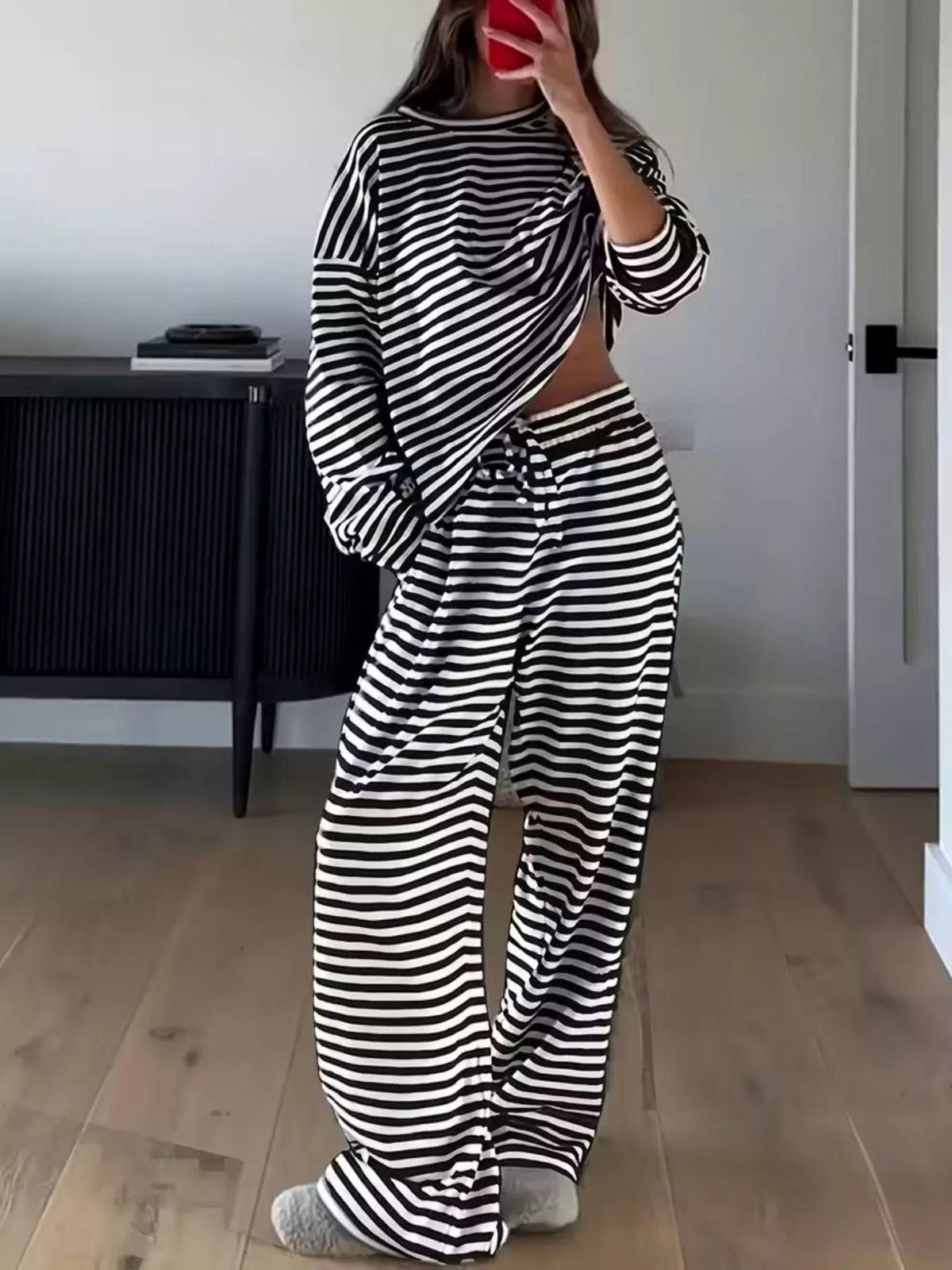 Striped Round Neck Top Pants Set (3)