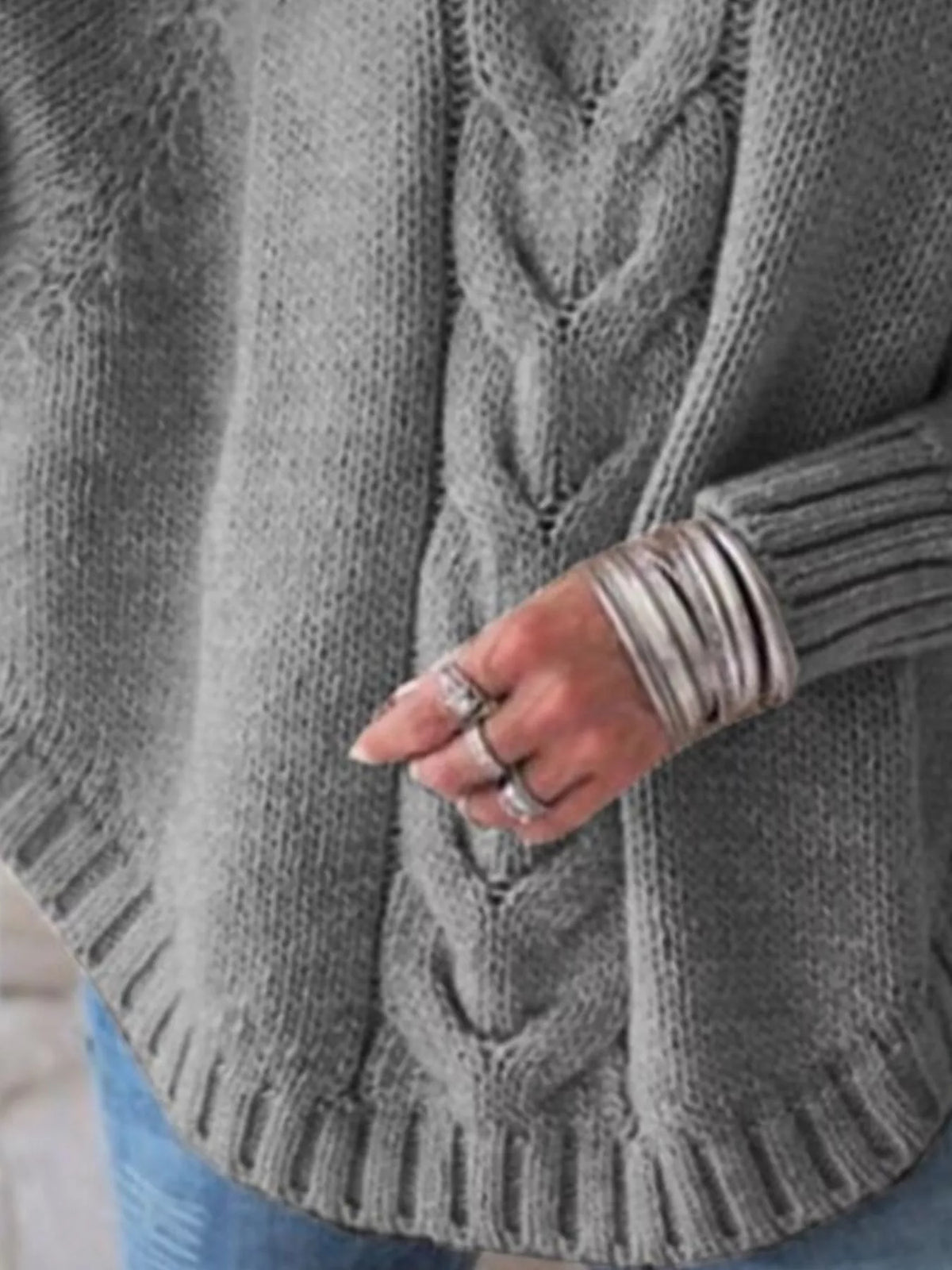 Cable-knit Long Sleeve Sweater (11)