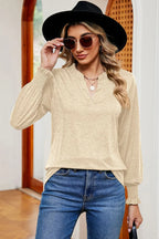 Notched Lantern Sleeve T-shirt (25)