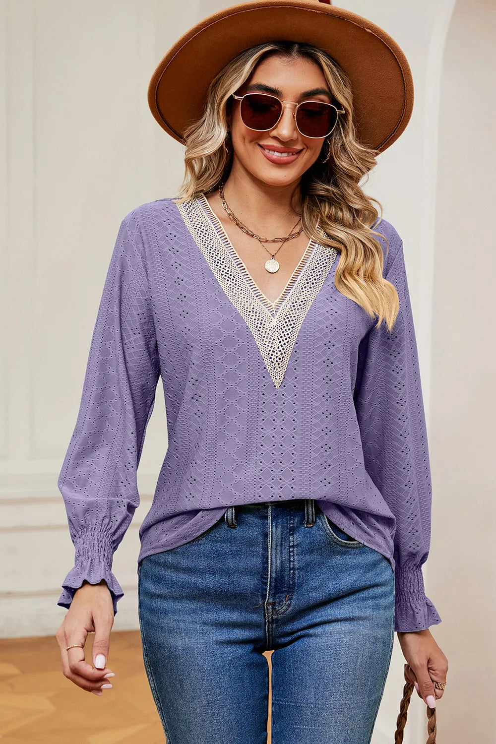 Eyelet V-neck Flounce Sleeve T-shirt (20)