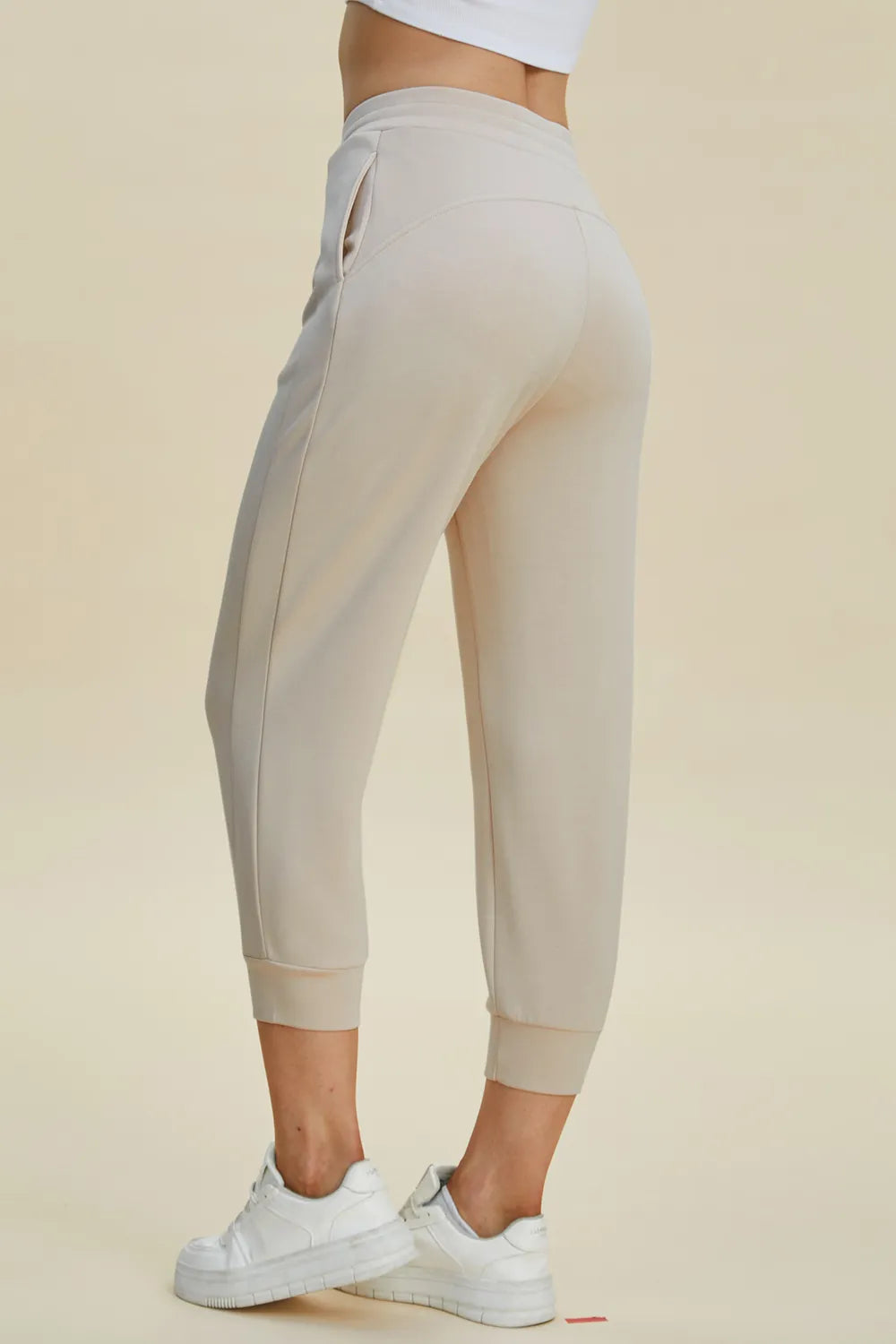 Full Size Air Scuba Drawstring High Waist Cropped Pants (8)
